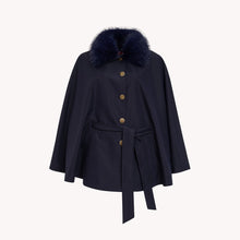 Hunt and Hall Bilsdale Cape