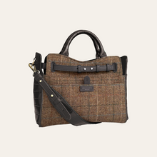 Barkworth Reeve Ambridge Grab Bag