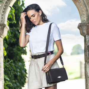 Pampeano Estilo Crossbody Bag